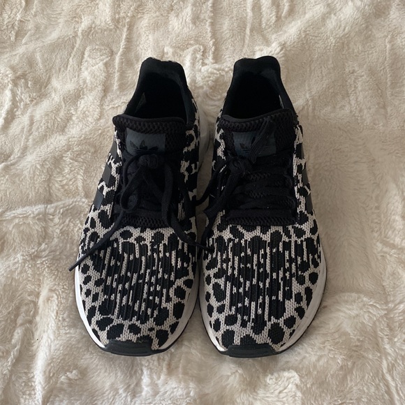 ADIDAS LEOPARD SNEAKERS - Picture 2 of 5